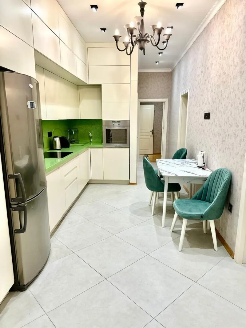 Satılır 3 otaqlı Mənzil Yeni tikili 122 m² 28 May m. - şəkil 10
