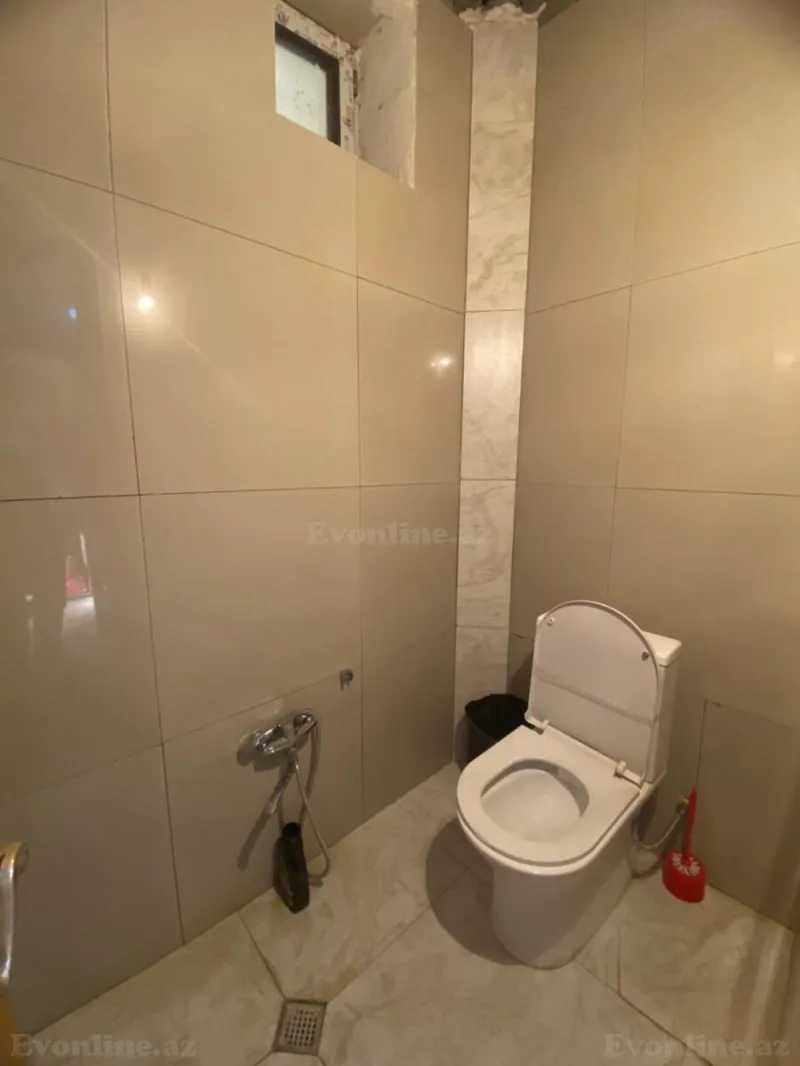Satılır 8 otaqlı Həyət evi 300 m² Badamdar - şəkil 12