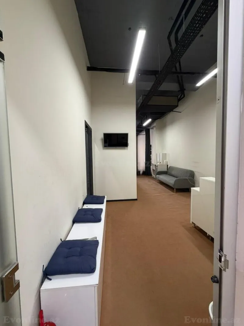 Kirayə verilir Ofis 131 m² 28 May m. - şəkil 4