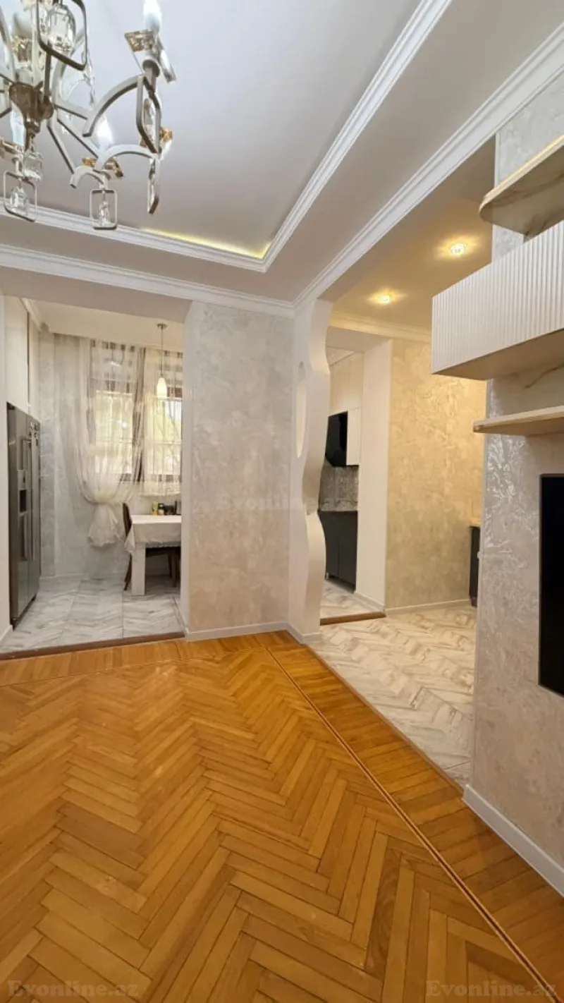 Satılır 3 otaqlı Mənzil Köhnə tikili 90 m² Elmlər Akademiyası m. - şəkil 2