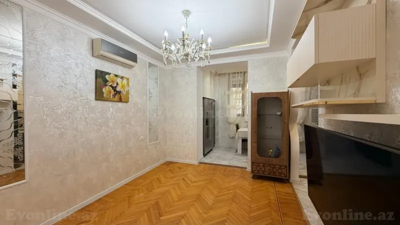 Satılır 3 otaqlı Mənzil Köhnə tikili 90 m² Elmlər Akademiyası m. - şəkil 3