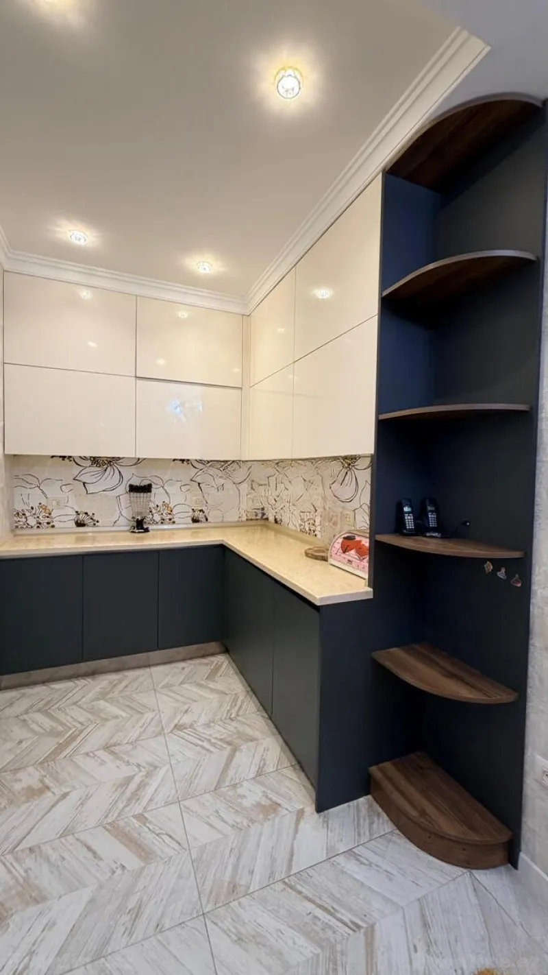 Satılır 3 otaqlı Mənzil Köhnə tikili 90 m² Elmlər Akademiyası m. - şəkil 7