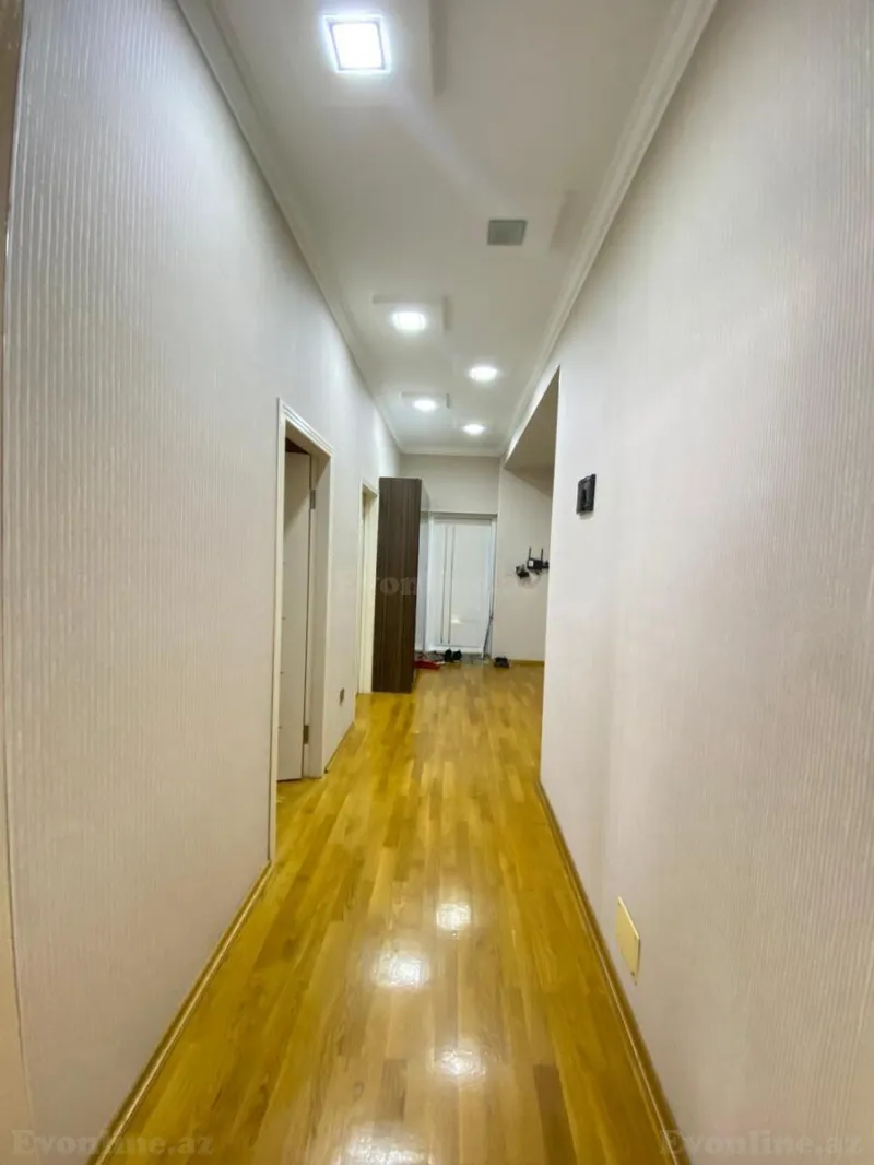 Satılır 3 otaqlı Mənzil Yeni tikili 110 m² Elmlər Akademiyası m. - şəkil 15