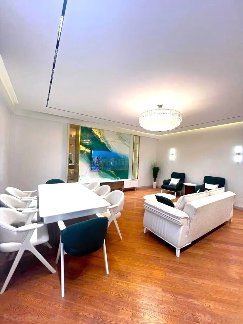 Satılır 4 otaqlı Mənzil Yeni tikili 145 m² 8 Noyabr m. - şəkil 2