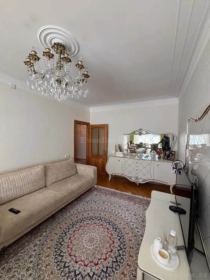 Kirayə verilir 3 otaqlı Mənzil Köhnə tikili 80 m² Qara Qarayev m. - şəkil 2