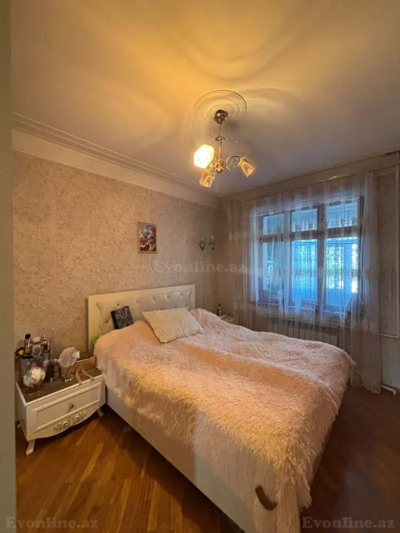 Kirayə verilir 3 otaqlı Mənzil Köhnə tikili 80 m² Qara Qarayev m. - şəkil 5