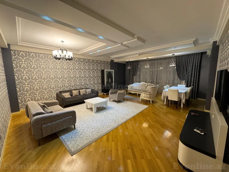4 otaqlı Mənzil 195 m² 28 May m. Kirayə verilir