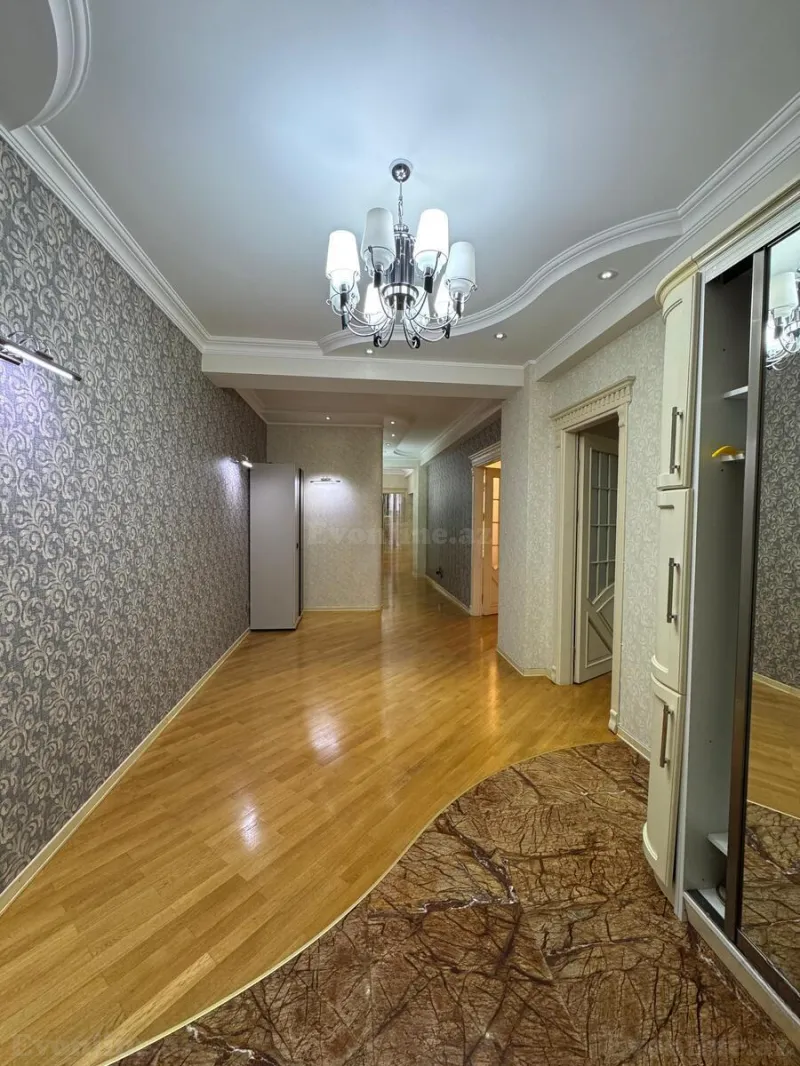 Kirayə verilir 4 otaqlı Mənzil Yeni tikili 195 m² 28 May m. - şəkil 13