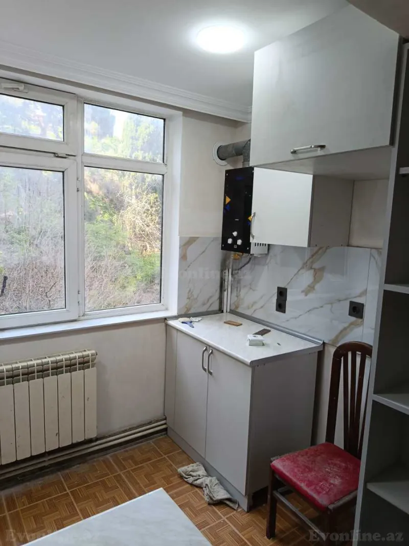 Kirayə verilir 3 otaqlı Mənzil Köhnə tikili 42 m² Neftçilər m. - şəkil 7