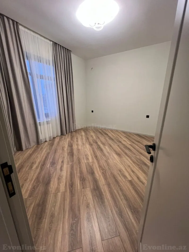 Satılır 5 otaqlı Həyət evi 150 m² Novxanı - şəkil 16