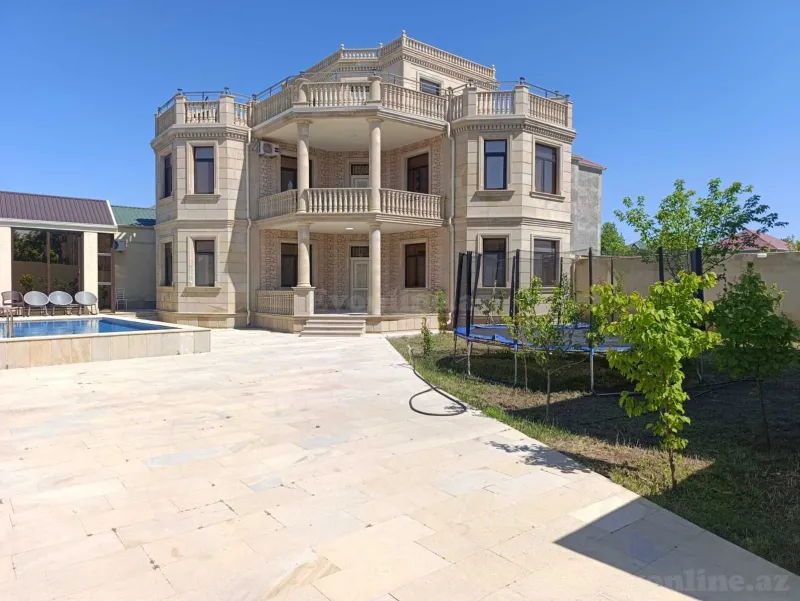 6 otaqlı Həyət evi 180.2 m² Novxanı Satılır