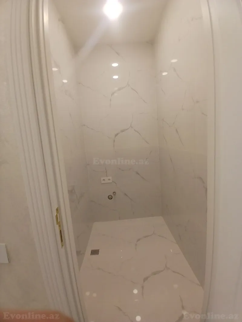 Satılır 3 otaqlı Mənzil Yeni tikili 105 m² 28 May m. - şəkil 15