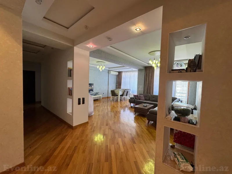 Satılır 3 otaqlı Mənzil Yeni tikili 140 m² 28 May m. - şəkil 7