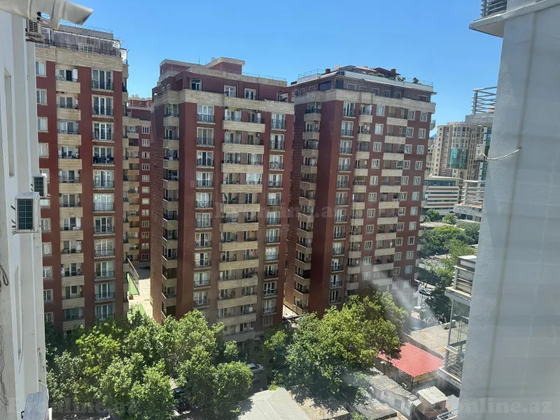 Satılır 3 otaqlı Mənzil Yeni tikili 140 m² 28 May m. - şəkil 25