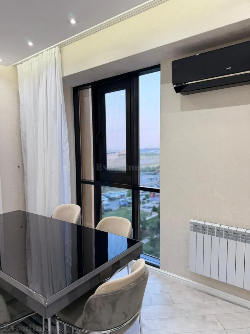 3 otaqlı Mənzil 117 m² Bayıl Satılır