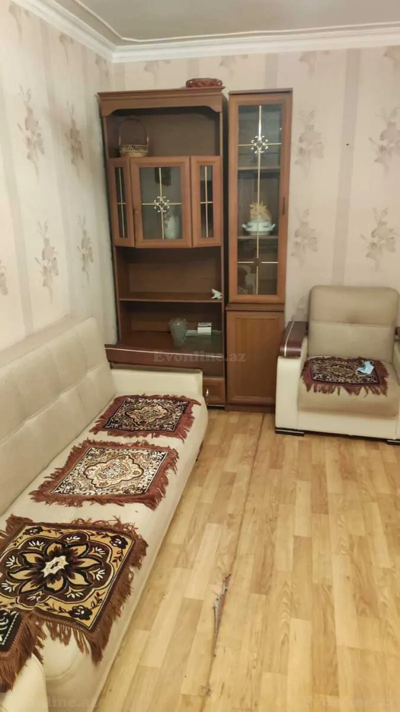 Satılır 2 otaqlı Mənzil Köhnə tikili 45 m² Neftçilər m. - şəkil 2