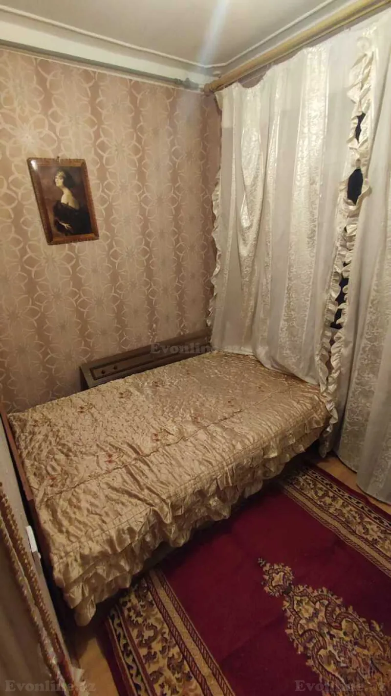 Satılır 2 otaqlı Mənzil Köhnə tikili 45 m² Neftçilər m. - şəkil 4
