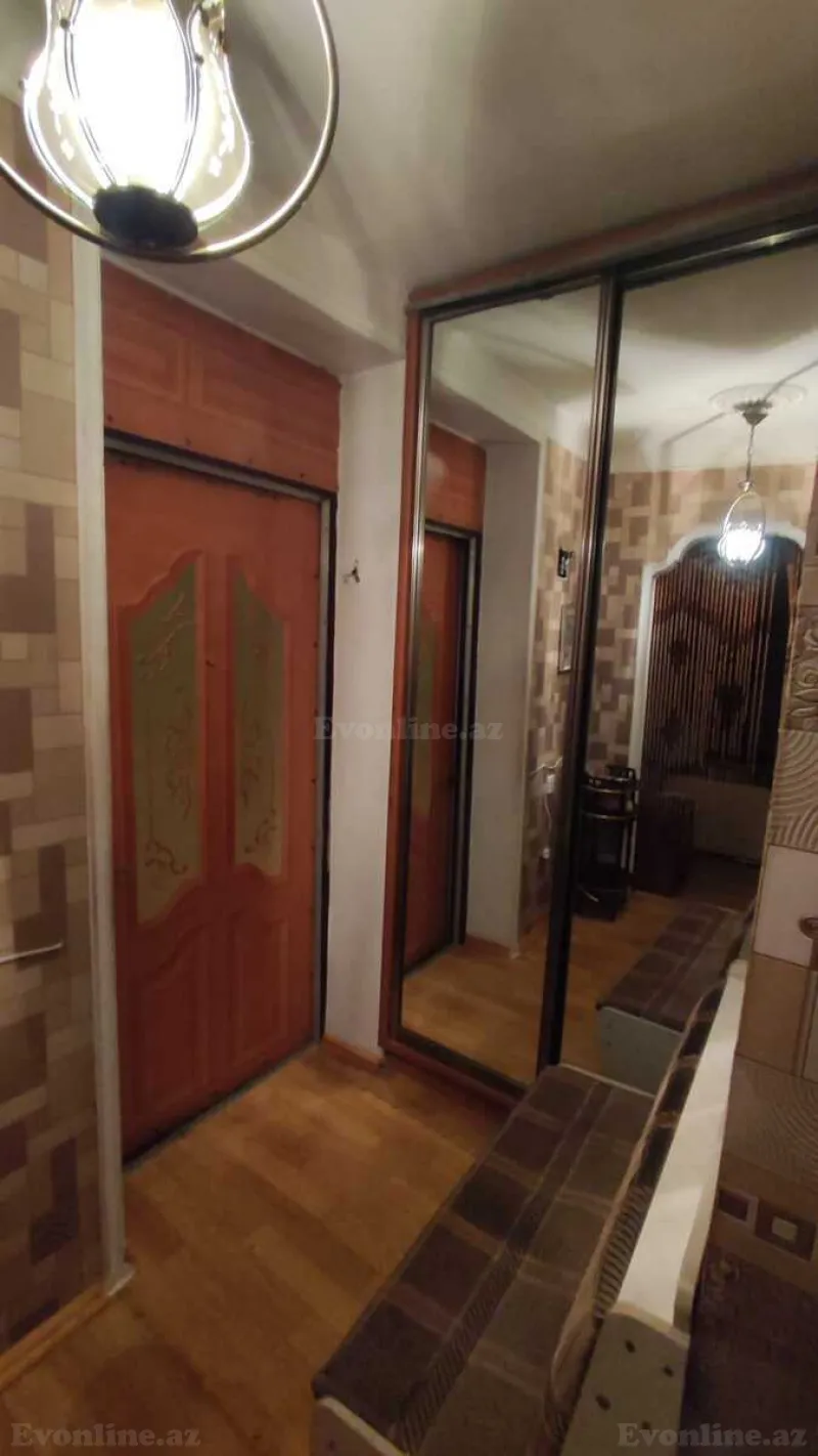 Satılır 2 otaqlı Mənzil Köhnə tikili 45 m² Neftçilər m. - şəkil 6
