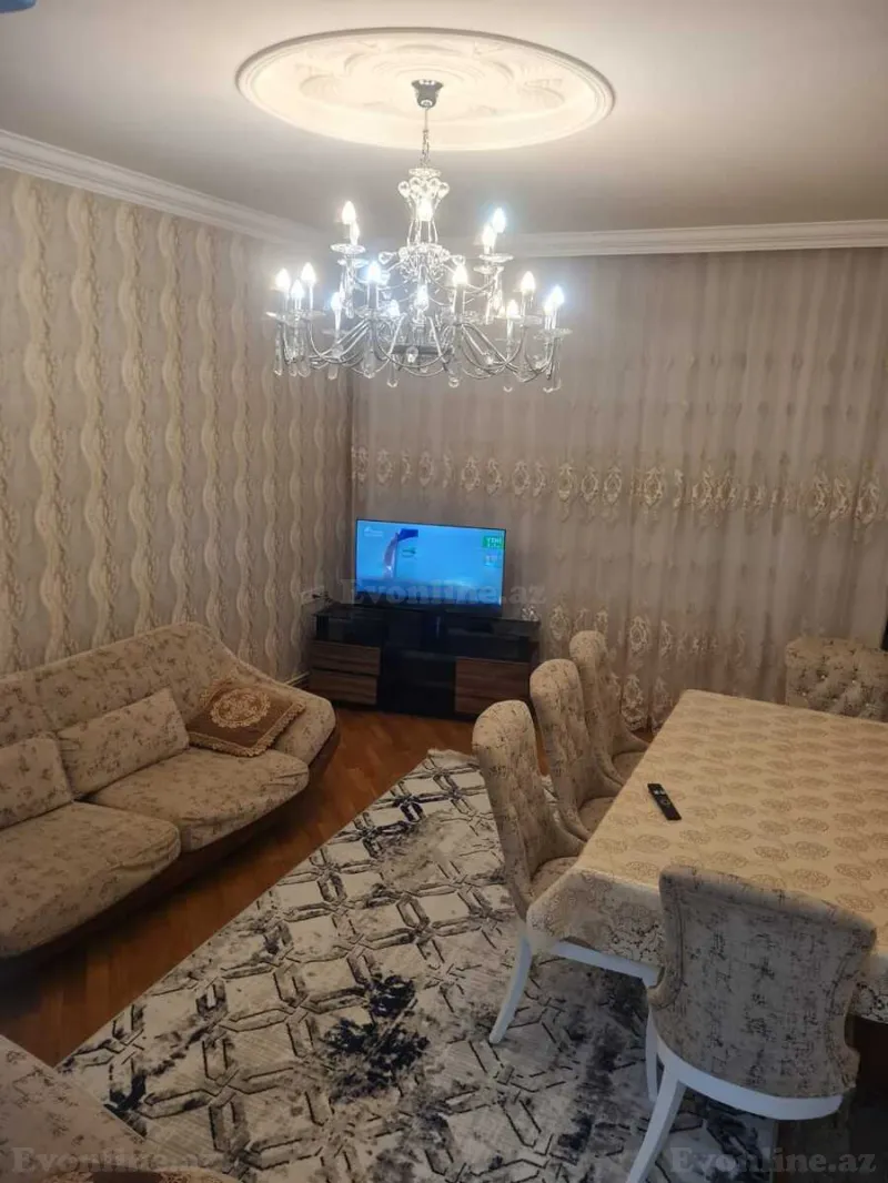 2 otaqlı Mənzil 75 m² 8 Noyabr m. Kirayə verilir