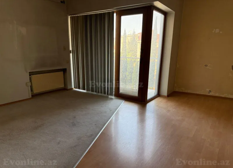 Kirayə verilir 15 otaqlı Həyət evi 980 m² Gənclik m. - şəkil 4