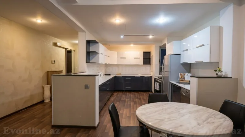 Kirayə verilir 2 otaqlı Mənzil Yeni tikili 90 m² 28 May m. - şəkil 6