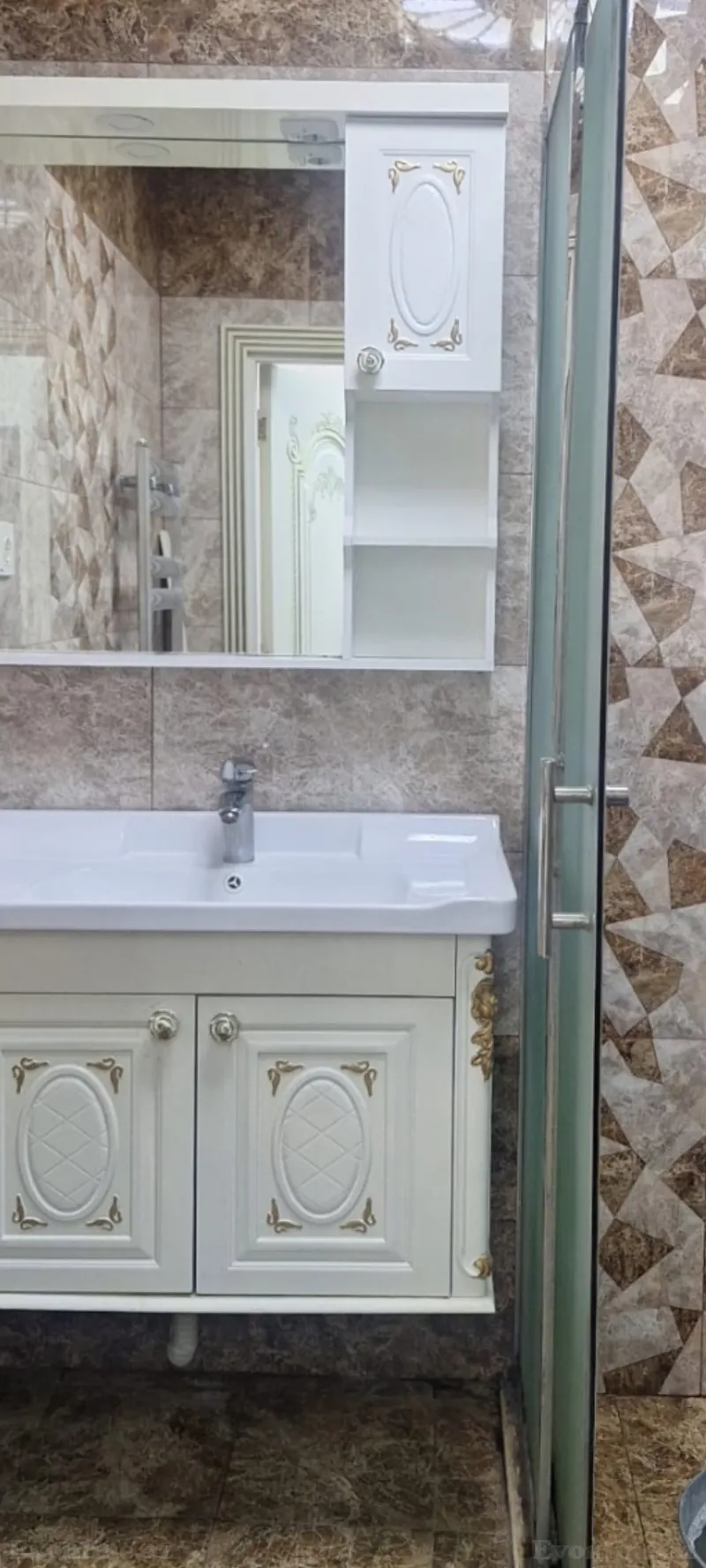 Kirayə verilir 2 otaqlı Mənzil Yeni tikili 90 m² Montin - şəkil 9