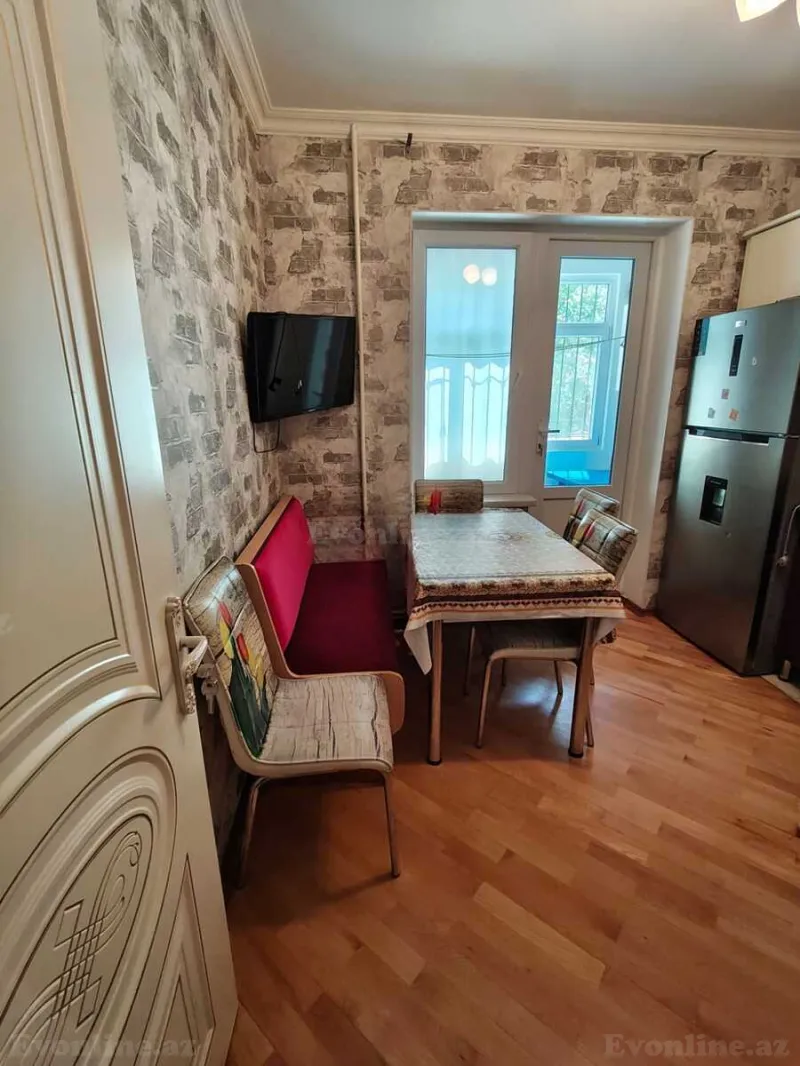 Kirayə verilir 3 otaqlı Mənzil Köhnə tikili 85 m² Azadlıq prospekti m. - şəkil 5