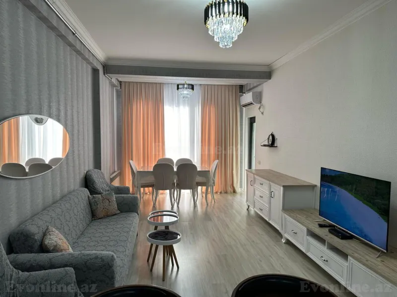 3 otaqlı Mənzil 100 m² Səbail r. Kirayə verilir