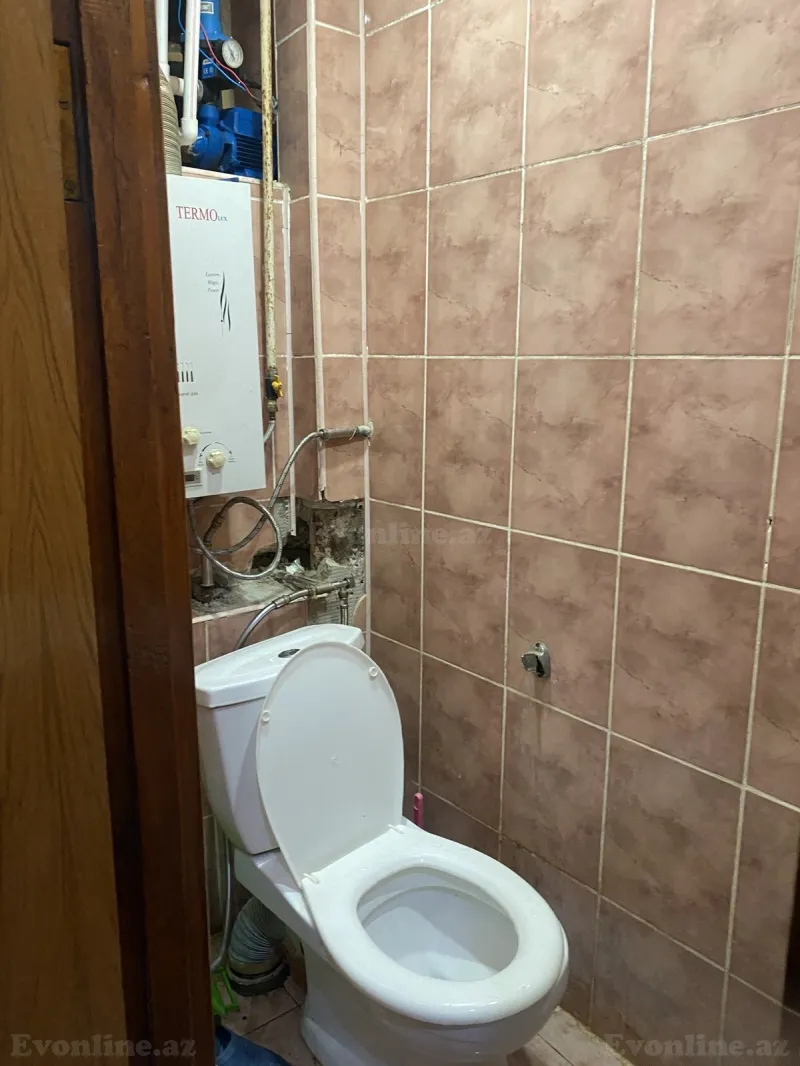 Kirayə verilir 2 otaqlı Mənzil Köhnə tikili 60 m² Nəsimi r. - şəkil 4