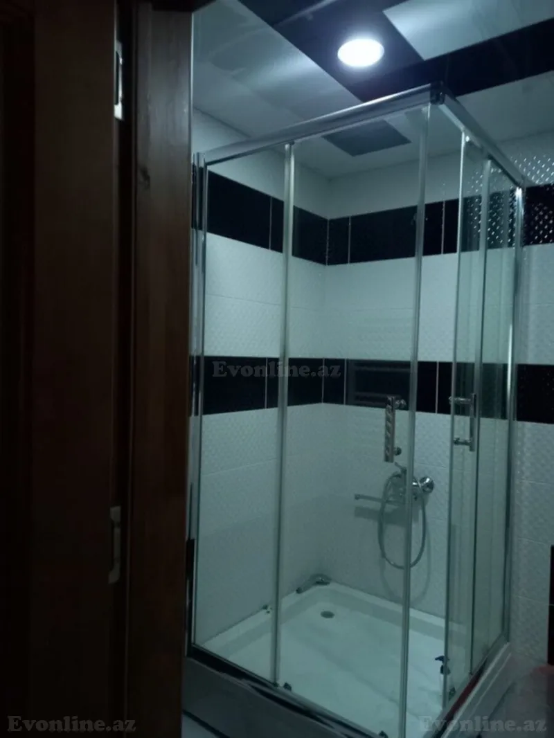 Satılır 3 otaqlı Mənzil Yeni tikili 143 m² İnşaatçılar m. - şəkil 5