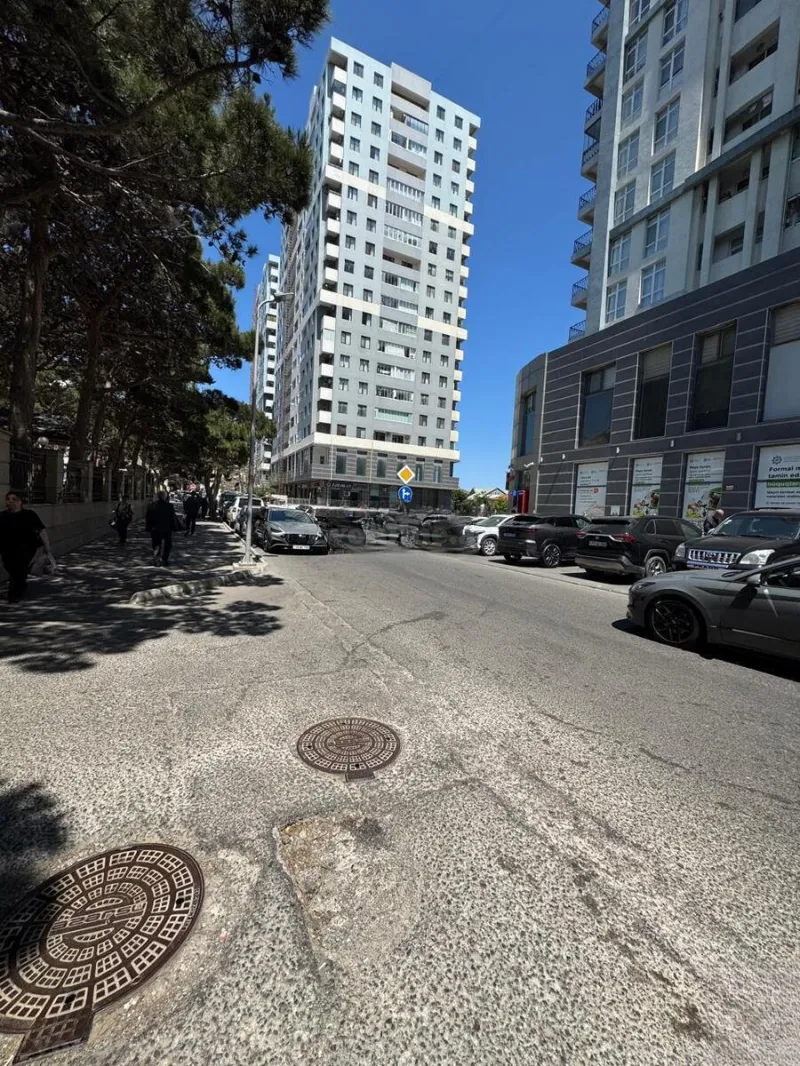 Satılır Obyekt 650 m² Səbail r. - şəkil 23