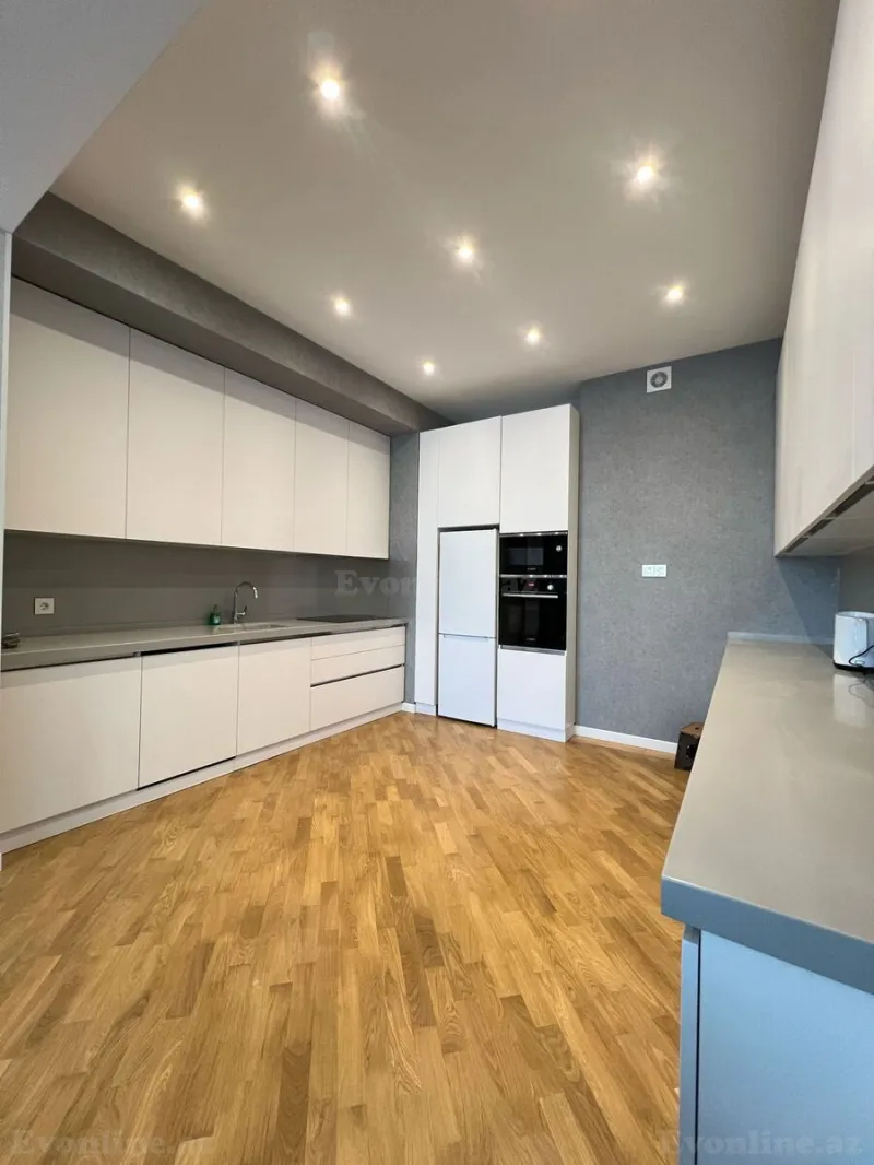 Kirayə verilir 3 otaqlı Mənzil Yeni tikili 140 m² Sahil m. - şəkil 5