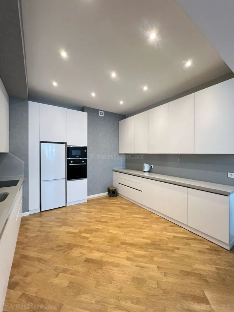 Kirayə verilir 3 otaqlı Mənzil Yeni tikili 140 m² Sahil m. - şəkil 6
