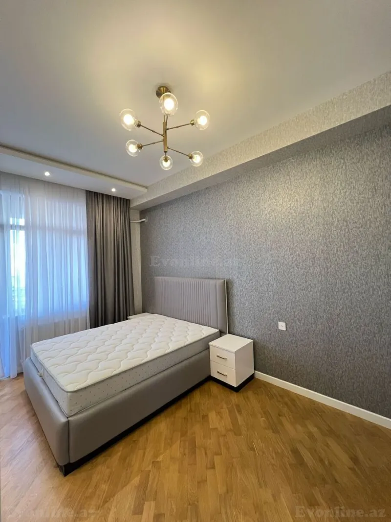 Kirayə verilir 3 otaqlı Mənzil Yeni tikili 140 m² Sahil m. - şəkil 10