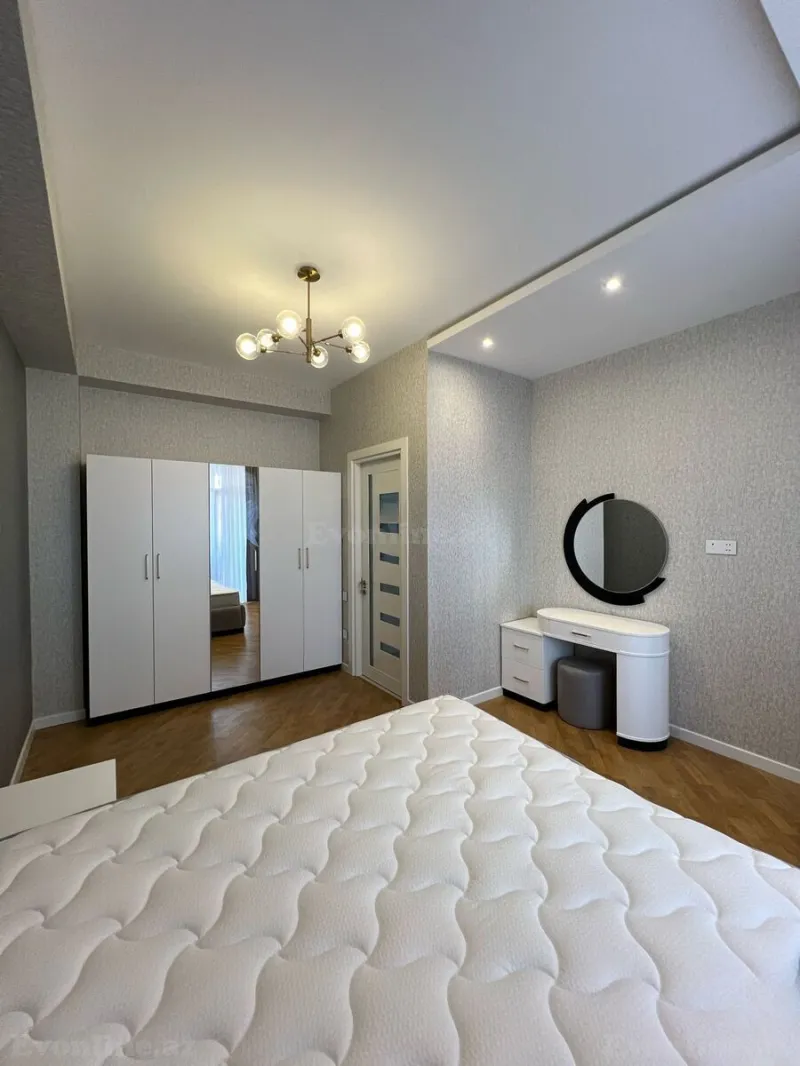 Kirayə verilir 3 otaqlı Mənzil Yeni tikili 140 m² Sahil m. - şəkil 15