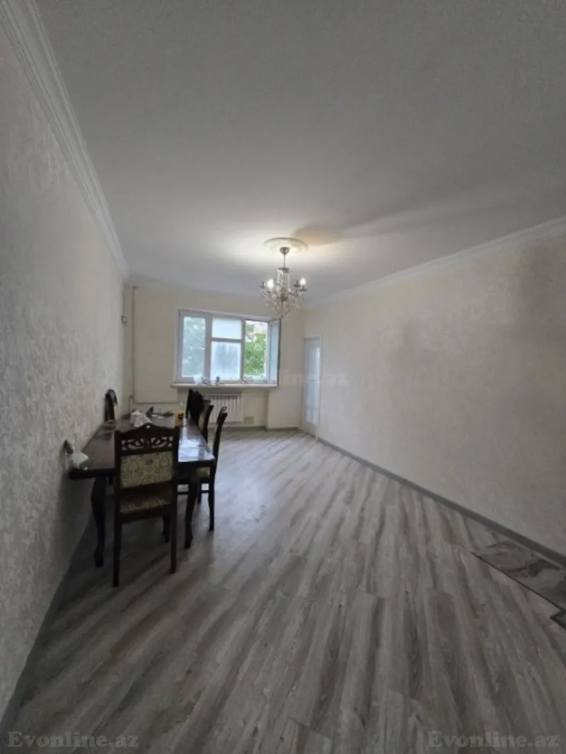 Satılır 3 otaqlı Mənzil Köhnə tikili 90 m² Yasamal r. - şəkil 2