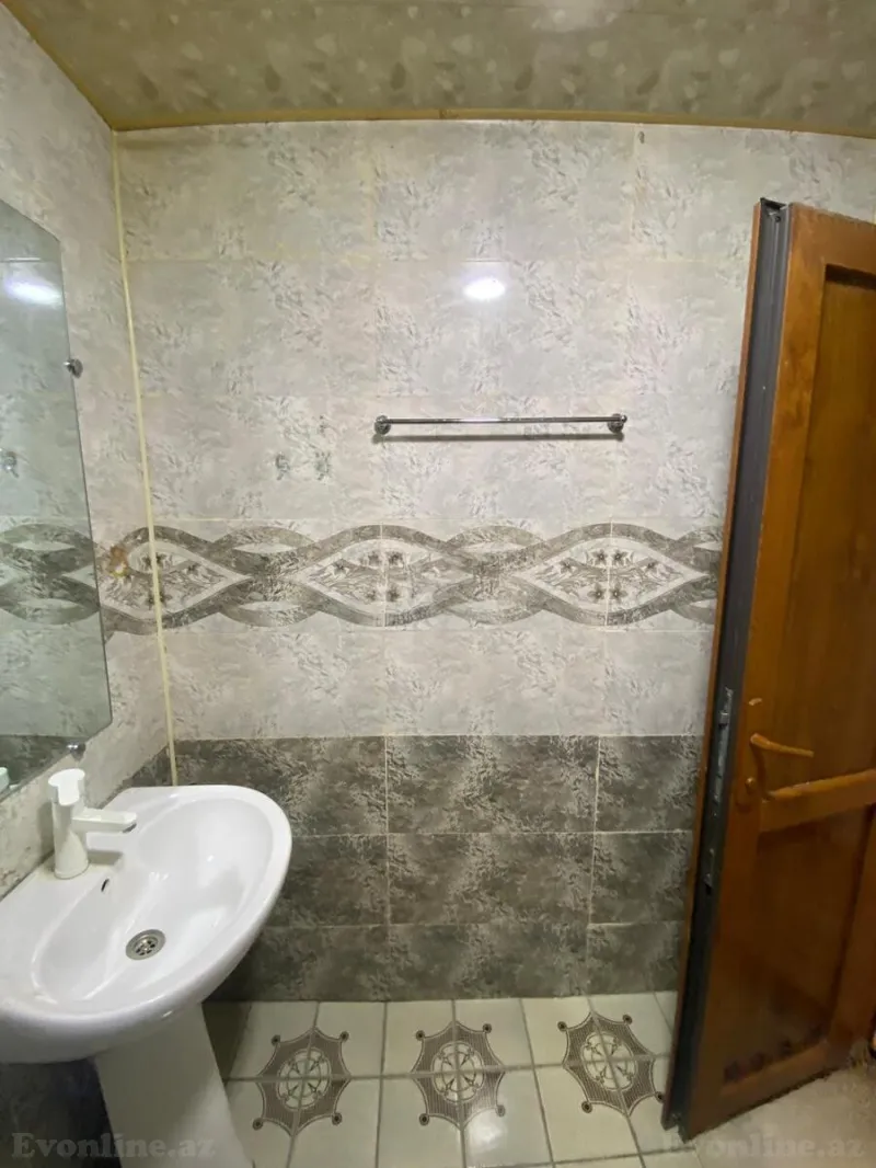 Satılır 2 otaqlı Mənzil Köhnə tikili 40 m² Həzi Aslanov m. - şəkil 6