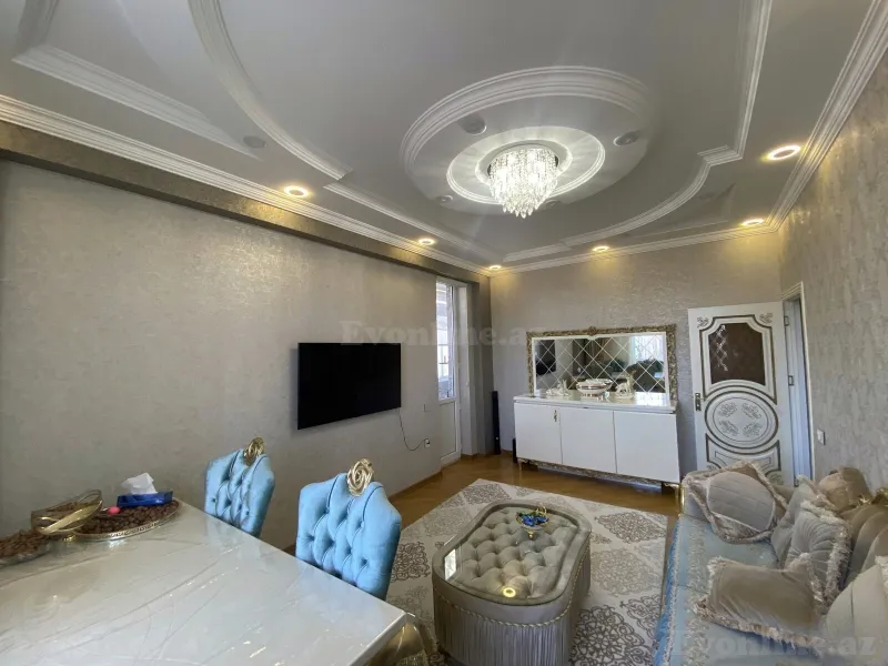 3 otaqlı Mənzil 104 m² 7-ci mikrorayon Satılır