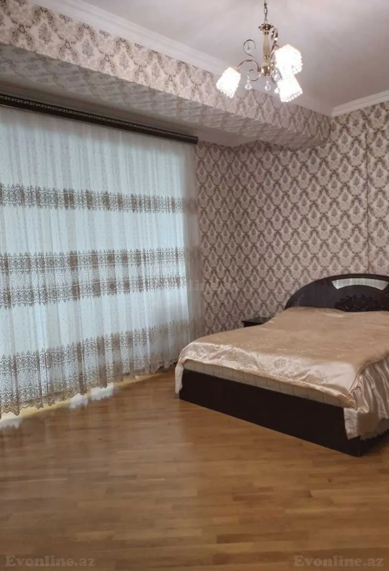Satılır 3 otaqlı Mənzil Yeni tikili 135 m² Elmlər Akademiyası m. - şəkil 3