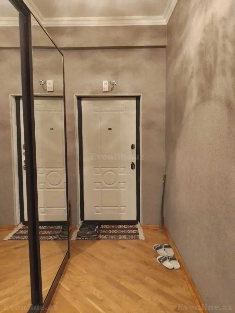 Satılır 3 otaqlı Mənzil Yeni tikili 135 m² Elmlər Akademiyası m. - şəkil 6