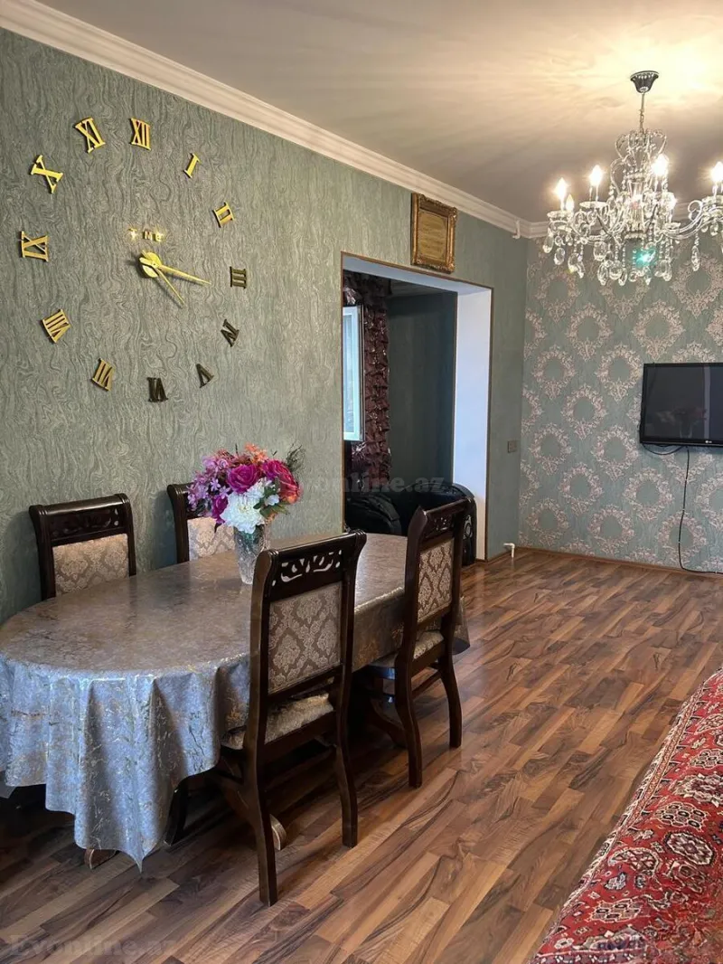 Satılır 2 otaqlı Mənzil Köhnə tikili 65 m² 9-cu mikrorayon - şəkil 2
