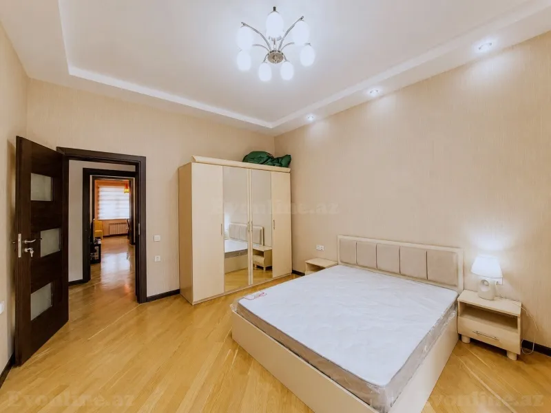 Satılır 3 otaqlı Mənzil Köhnə tikili 90 m² Elmlər Akademiyası m. - şəkil 4