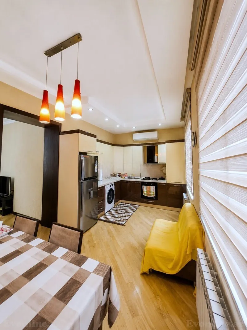 Satılır 3 otaqlı Mənzil Köhnə tikili 90 m² Elmlər Akademiyası m. - şəkil 8