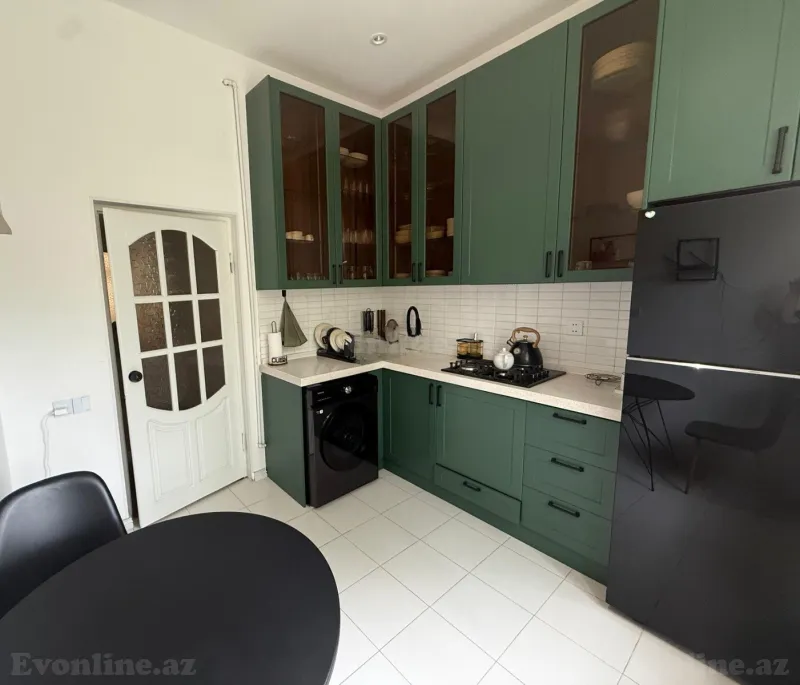 3 otaqlı Mənzil 75 m² Nizami m. Satılır