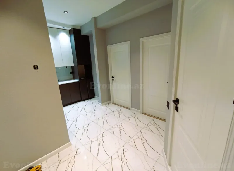 Kirayə verilir 2 otaqlı Mənzil Yeni tikili 70 m² Nərimanov r. - şəkil 11