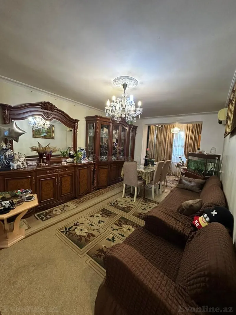 3 otaqlı Mənzil 70 m² Elmlər Akademiyası m. Satılır