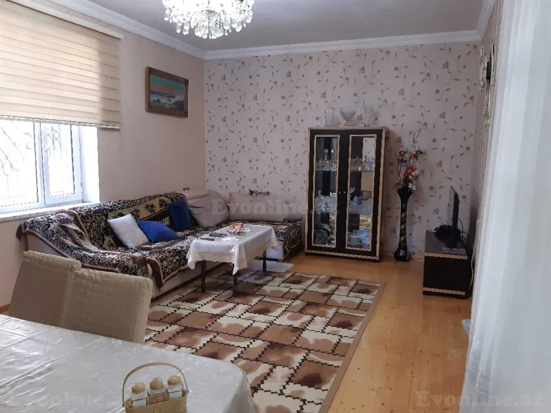 5 otaqlı Həyət evi 130 m² Həzi Aslanov m. Satılır