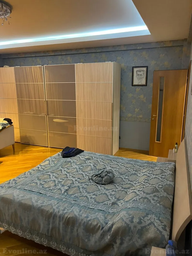 Kirayə verilir 4 otaqlı Mənzil Yeni tikili 200 m² Xətai m. - şəkil 9