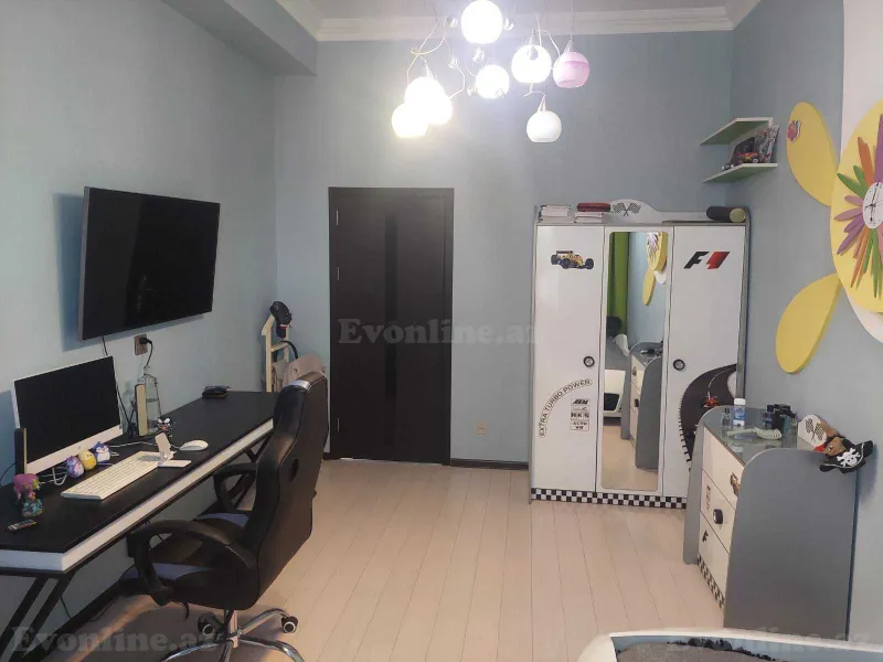 Satılır 4 otaqlı Mənzil Yeni tikili 170 m² Nizami m. - şəkil 16