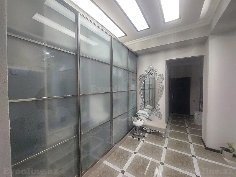 Satılır 4 otaqlı Mənzil Yeni tikili 170 m² Nizami m. - şəkil 25